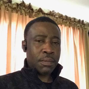 Meet your Posher, Emmanuel